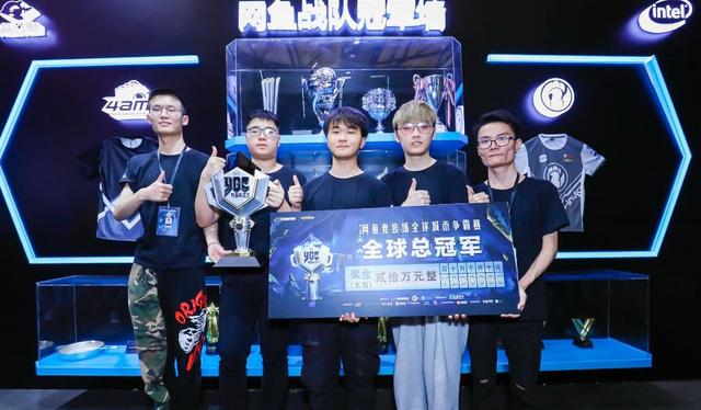 且双方在积 且双方在积