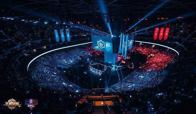 随着东京奥 随着东京奥