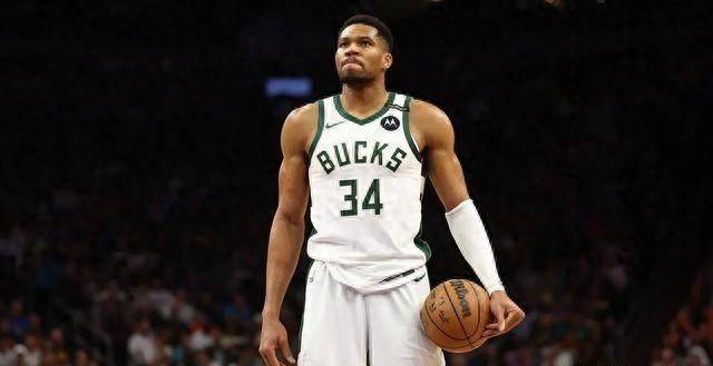 体现出对球 体现出对球